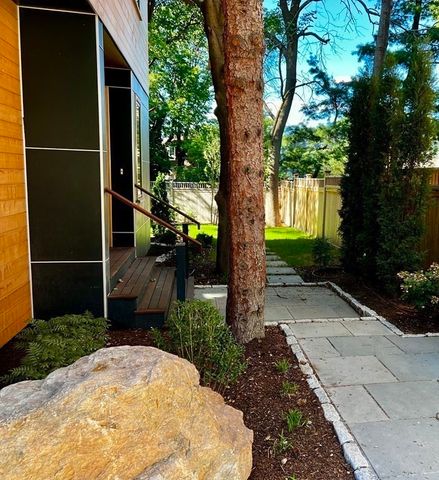 123 Walden Street 123, Cambridge, MA 02140