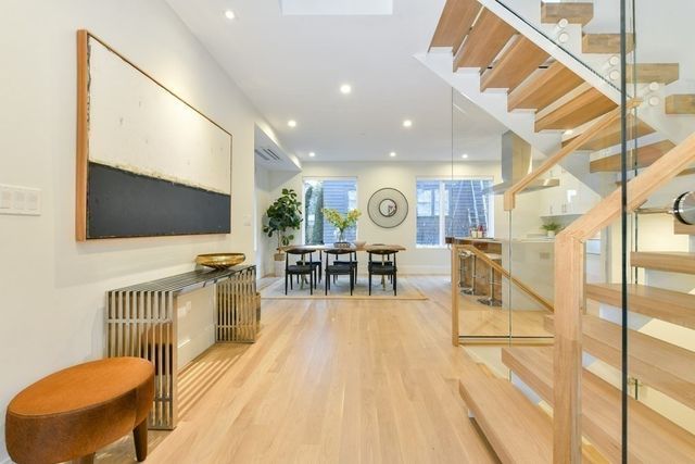 123 Walden Street 123, Cambridge, MA 02140
