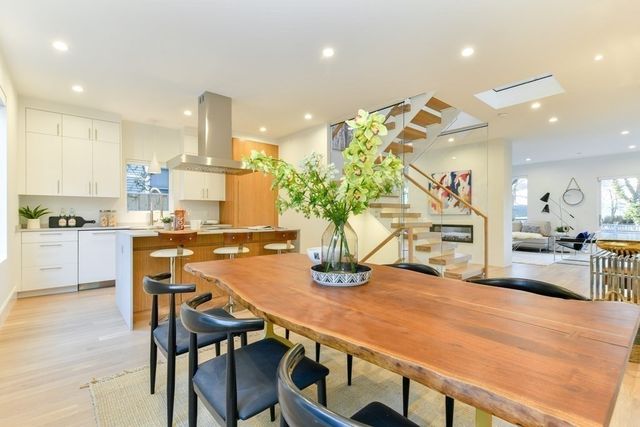 123 Walden Street 123, Cambridge, MA 02140