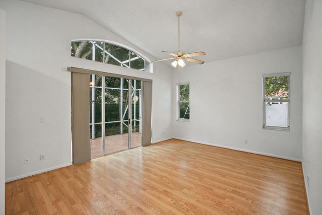 15298 SW 49th Street, Davie, FL 33331