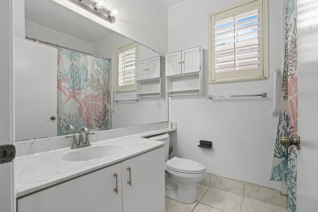 15298 SW 49th Street, Davie, FL 33331