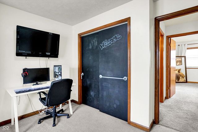 289 Saint Charles Way, Whiteland, IN 46184