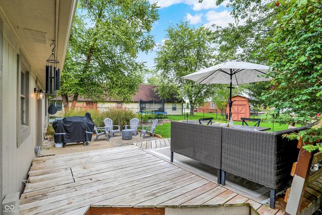 289 Saint Charles Way, Whiteland, IN 46184