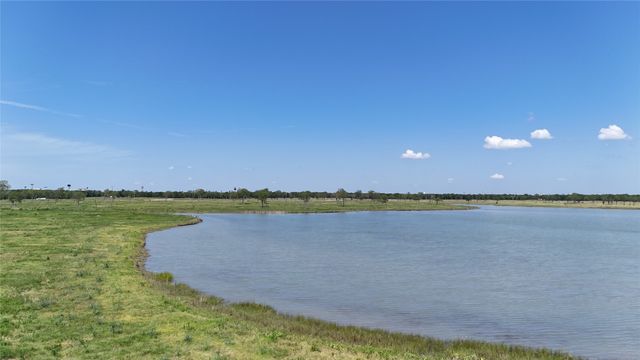 197 Waterfront Club Drive, Corsicana, TX 75110