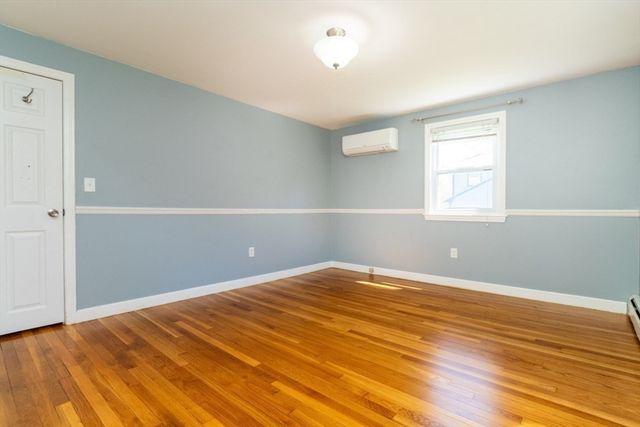 4 Clearview Dr, Milford, MA 01757