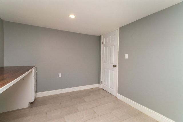 4 Clearview Dr, Milford, MA 01757