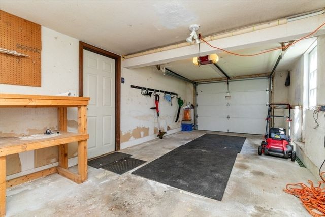4 Clearview Dr, Milford, MA 01757