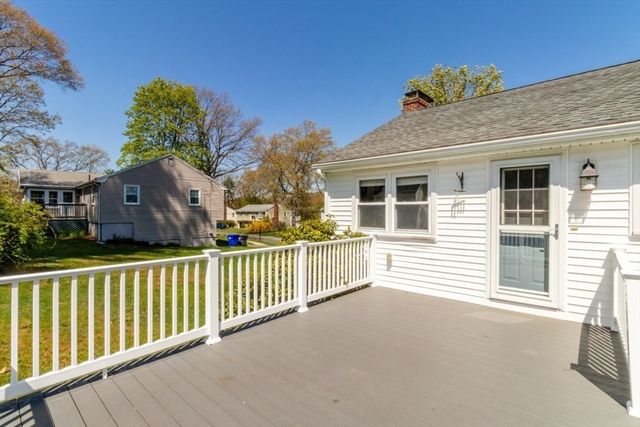 4 Clearview Dr, Milford, MA 01757