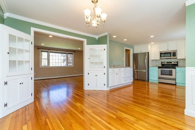 4 Clearview Dr, Milford, MA 01757