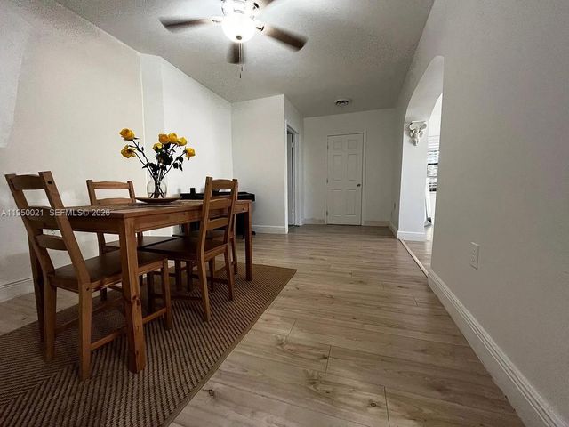 2049 SW 60th Ct 1, Miami, FL 33155