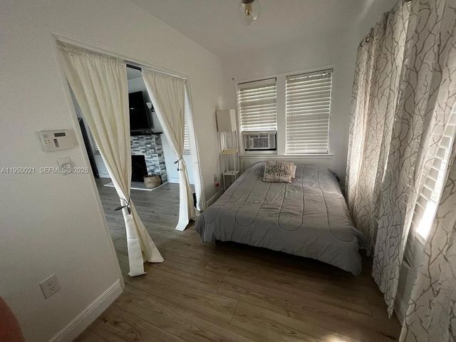 2049 SW 60th Ct 1, Miami, FL 33155