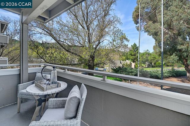 3210 Rossmoor Pkwy 4, Walnut Creek, CA 94595