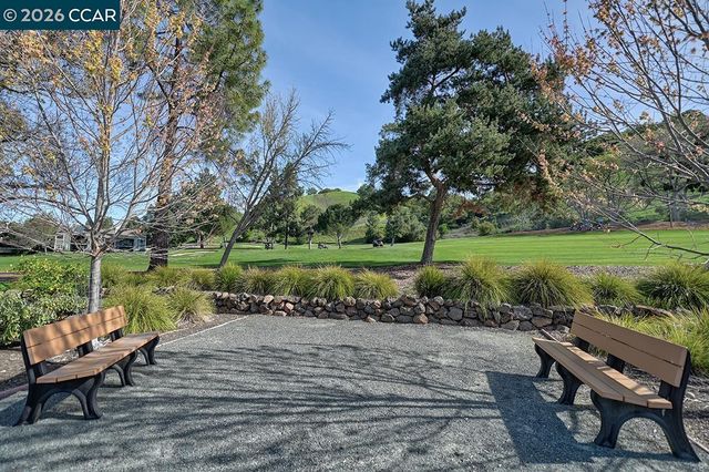 3210 Rossmoor Pkwy 4, Walnut Creek, CA 94595