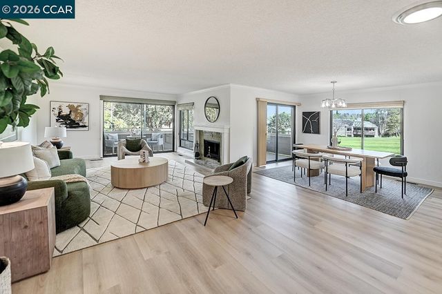 3210 Rossmoor Pkwy 4, Walnut Creek, CA 94595