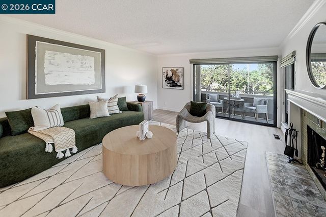 3210 Rossmoor Pkwy 4, Walnut Creek, CA 94595