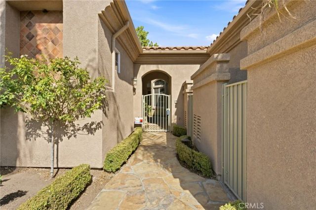 5640 Queen Palms, Riverside, CA 92506