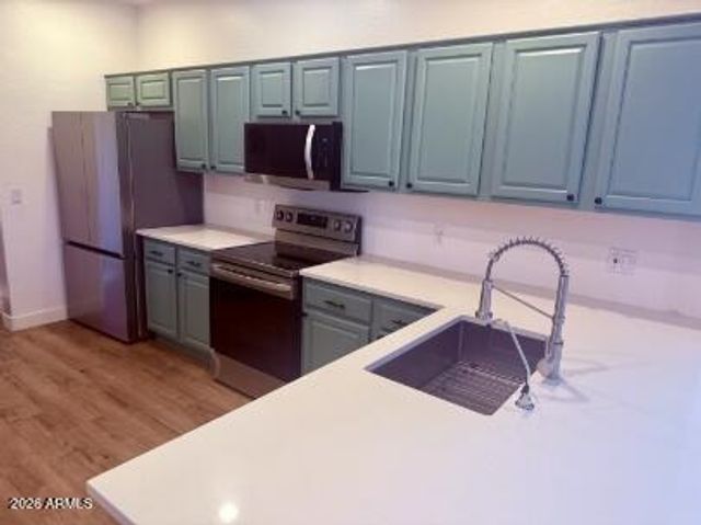 5415 E MCKELLIPS Road 114, Mesa, AZ 85215