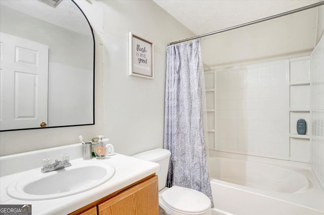 8301 Par Four Way, Lithonia, GA 30038