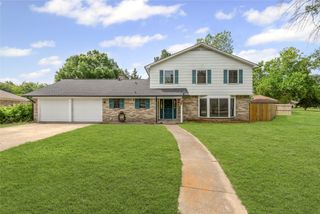 2820 Bois D Arc Street, Commerce, TX 75428
