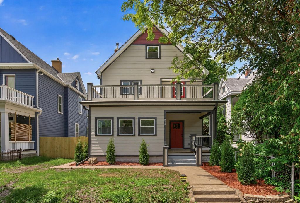 2304 26th Avenue S, Minneapolis, MN 55406