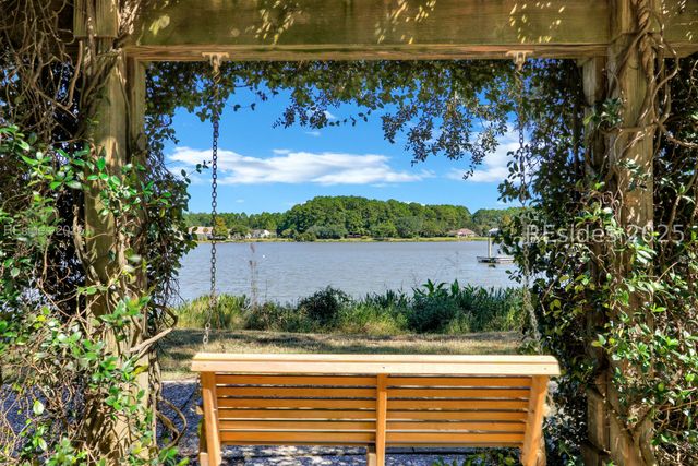 757 Destiny Dr, Bluffton, SC 29909