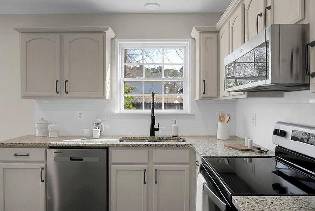 103 Equestrian Court, Summerville, SC 29486