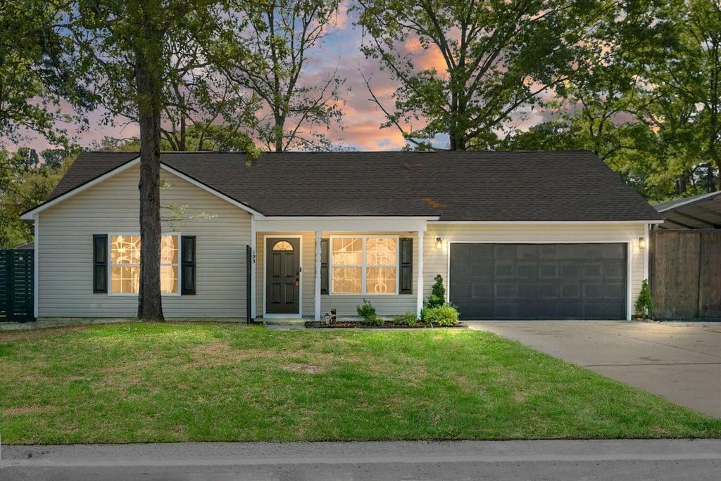 103 Equestrian Court, Summerville, SC 29486