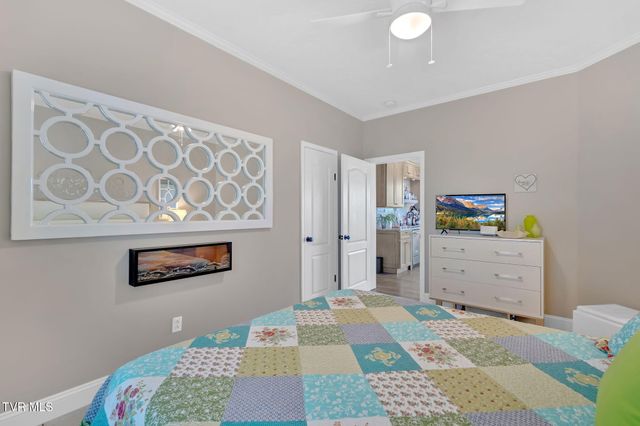 4886 Eagle Pointe Drive, Kingsport, TN 37664