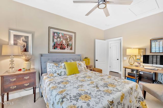 4886 Eagle Pointe Drive, Kingsport, TN 37664