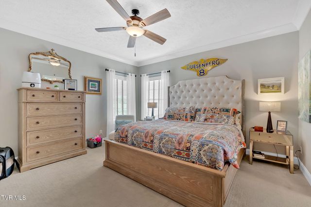 4886 Eagle Pointe Drive, Kingsport, TN 37664