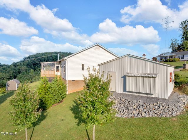 4886 Eagle Pointe Drive, Kingsport, TN 37664