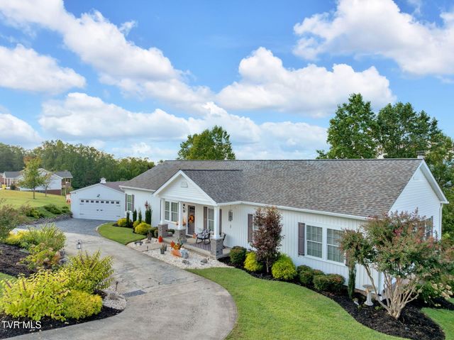 4886 Eagle Pointe Drive, Kingsport, TN 37664