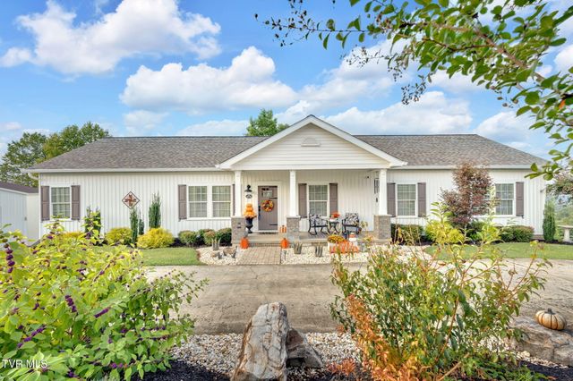 4886 Eagle Pointe Drive, Kingsport, TN 37664