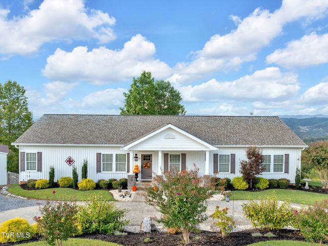4886 Eagle Pointe Drive, Kingsport, TN 37664