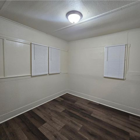 5251 N State Street, Fresno, CA 93722