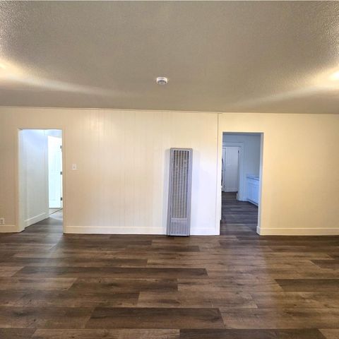 5251 N State Street, Fresno, CA 93722