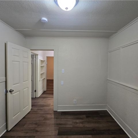 5251 N State Street, Fresno, CA 93722