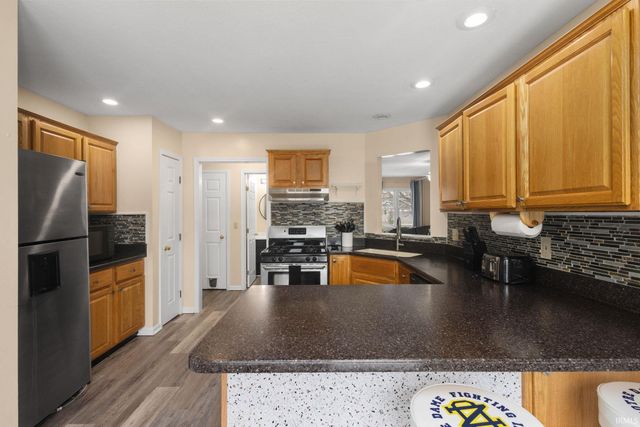 3115 Wild Cherry Ridge W, Mishawaka, IN 46544