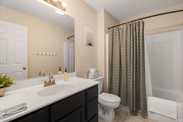 3115 Wild Cherry Ridge W, Mishawaka, IN 46544