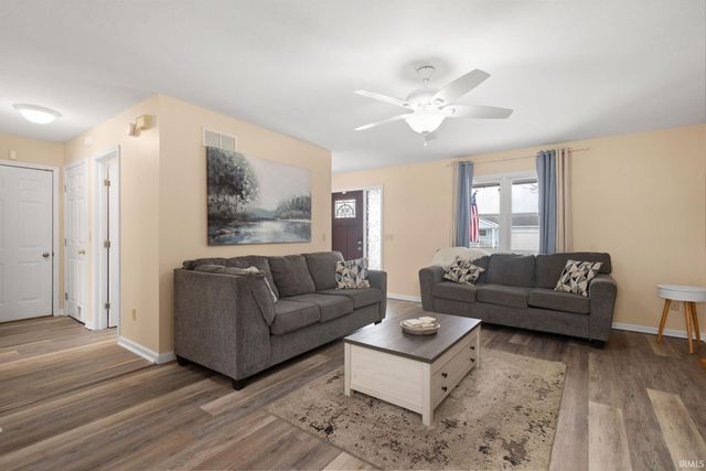 3115 Wild Cherry Ridge W, Mishawaka, IN 46544