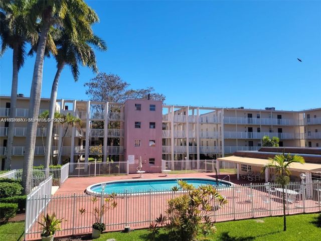 2800 NW 56th Avenue B202, Lauderhill, FL 33313