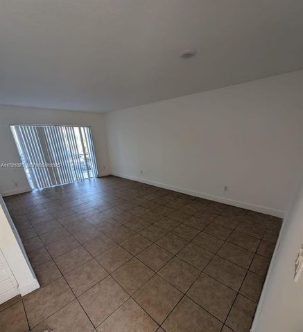2800 NW 56th Avenue B202, Lauderhill, FL 33313