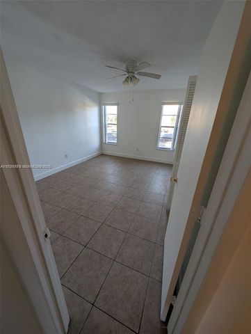 2800 NW 56th Avenue B202, Lauderhill, FL 33313