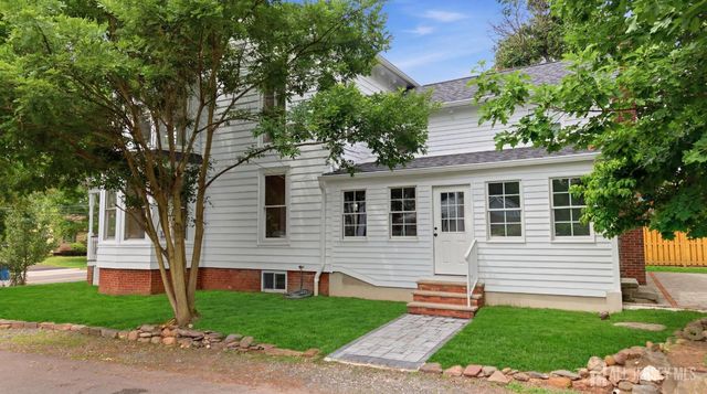23 Amwell Road, Millstone, NJ 08844
