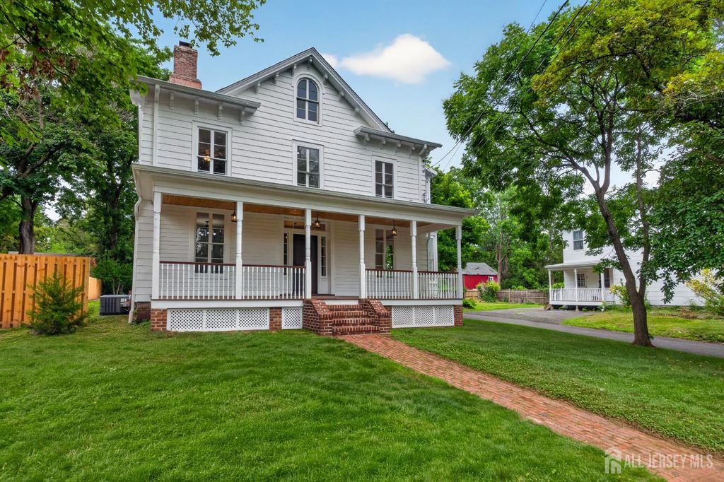 23 Amwell Road, Millstone, NJ 08844