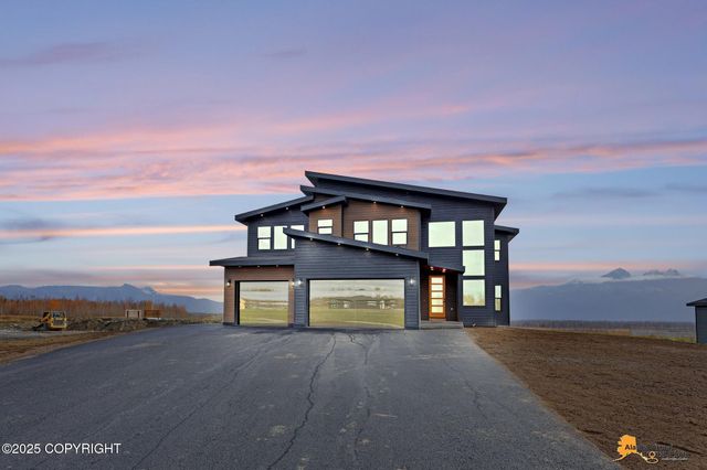 2652 Sarah Lynn View Circle, Palmer, AK 99645