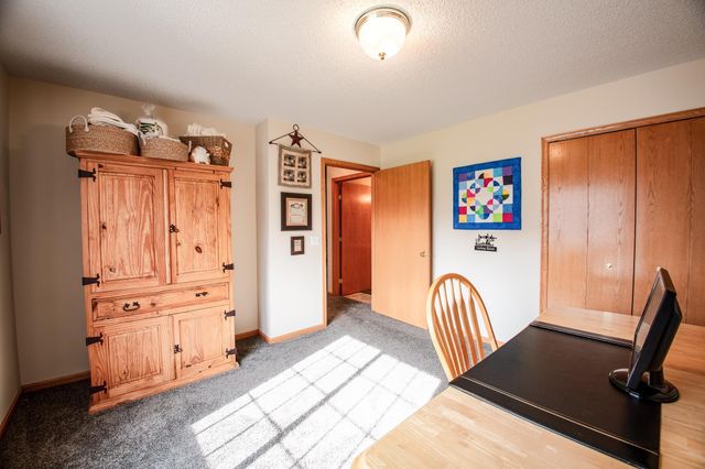 6800 Fremont Lane, Woodbury, MN 55125