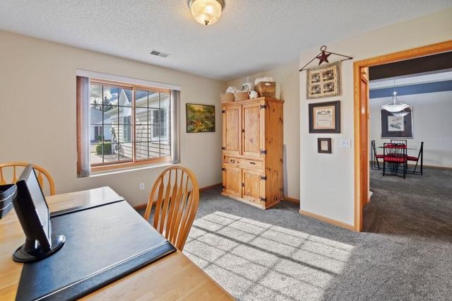 6800 Fremont Lane, Woodbury, MN 55125