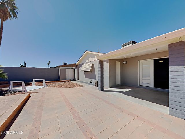 11823 N 49TH Drive, Glendale, AZ 85304