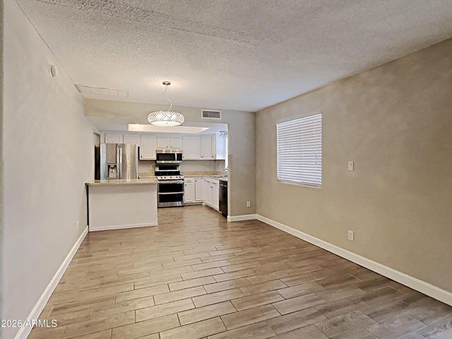 11823 N 49TH Drive, Glendale, AZ 85304